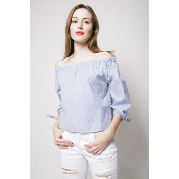 Блуза в смужку, з оголеними...