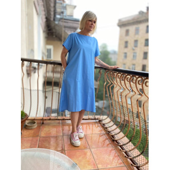 Сукня з гудзиками на спинці