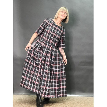 Сукня в клітинку та...