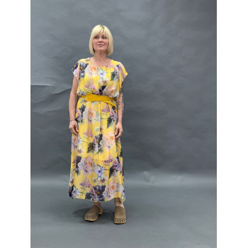 Легка сукня у великі квіти