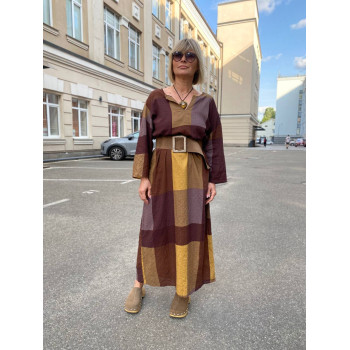 Сукня у велику клітинку...