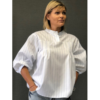 Блуза смугаста з коміром...