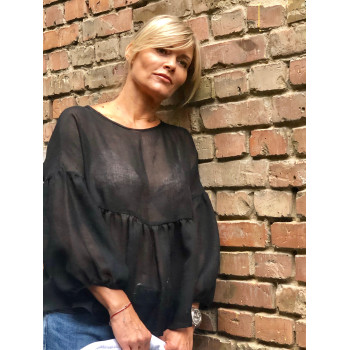 Блуза з бантом на спині