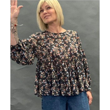 Блуза, чорна у мілкі квіти