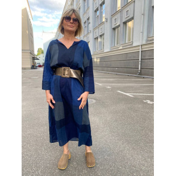 Сукня у велику клітинку синя